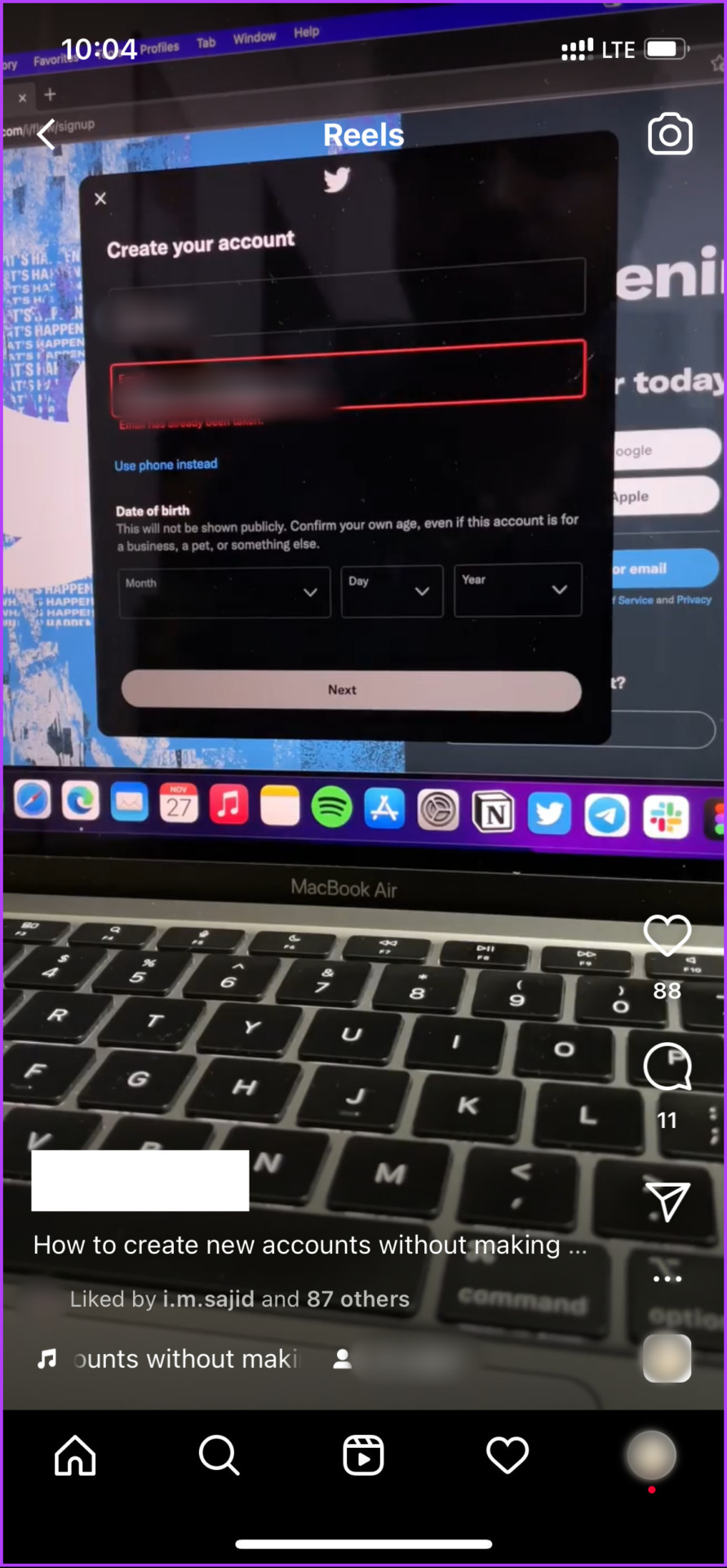 Navegue hasta el carrete que desea descargar y tóquelo