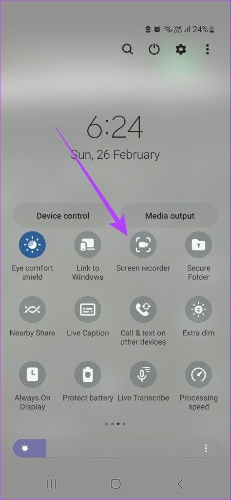 Presiona el ícono de Grabadora de pantalla