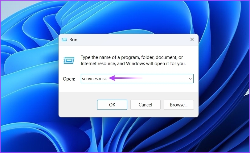 Escribir el comando de servicio en la herramienta Ejecutar